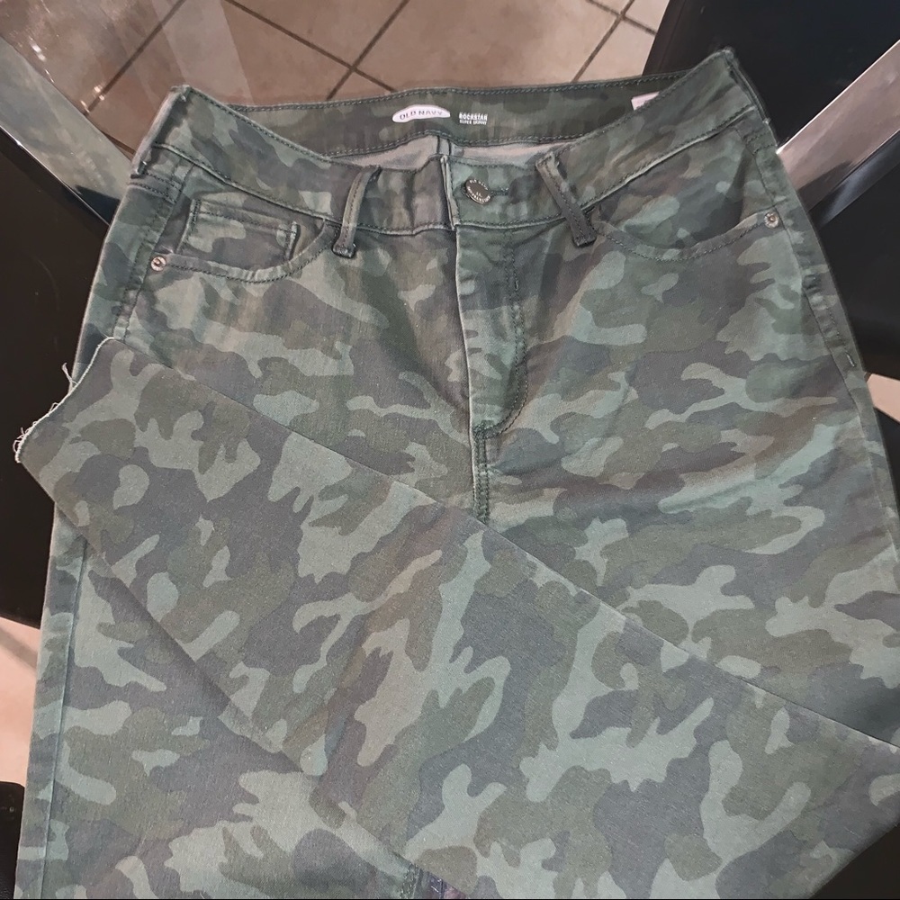 Old Navy Camo Skinny Jeans